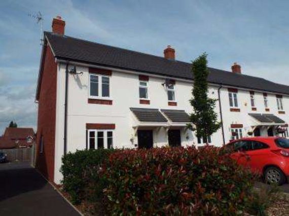 2 Bedroom End of Ter...